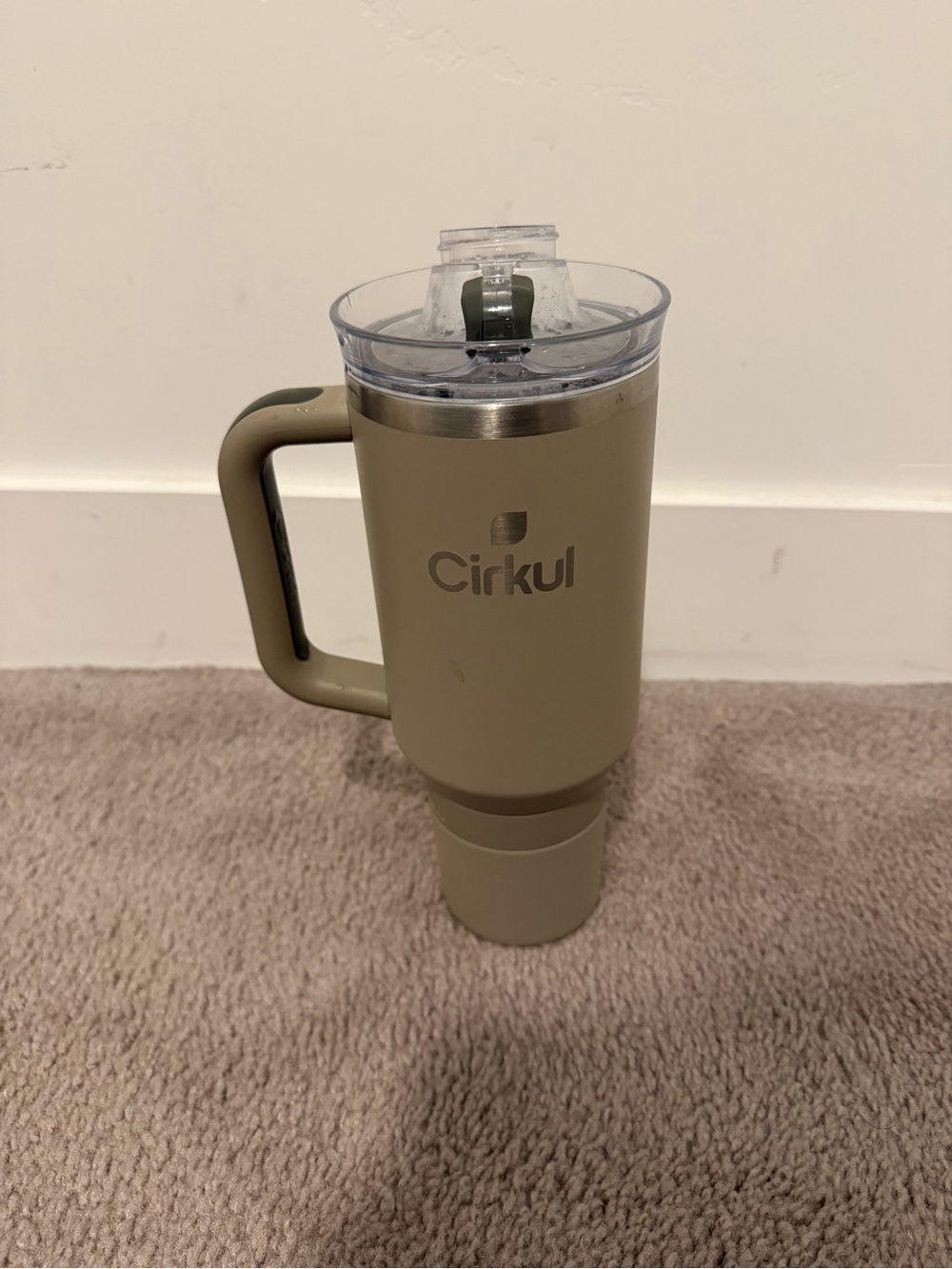 Olive Travel Mug with Lid - Portable Hydration